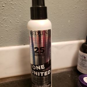 Redkin 21 leave in spray